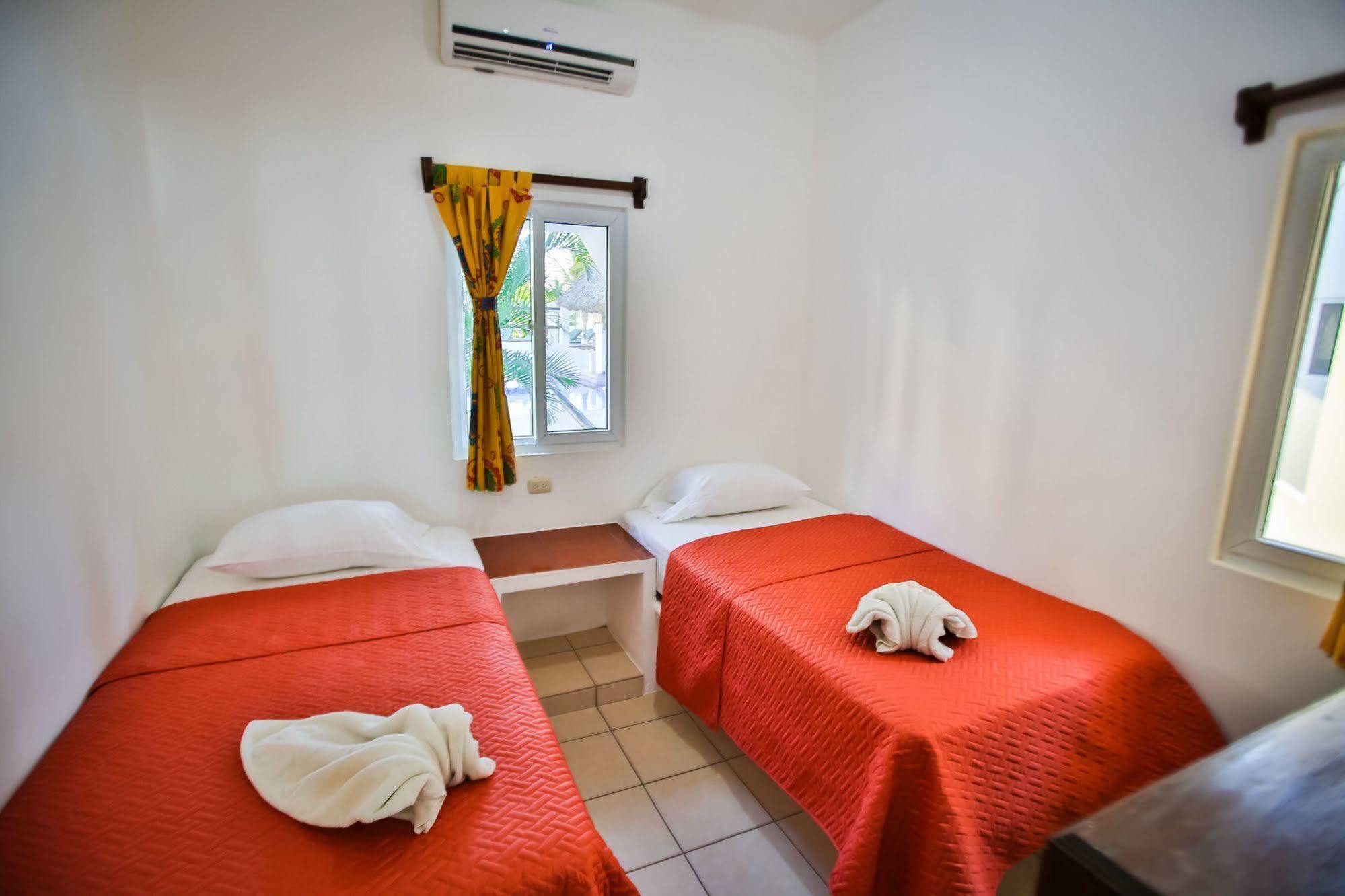 Playa Plana Hotel Хавай Екстериор снимка