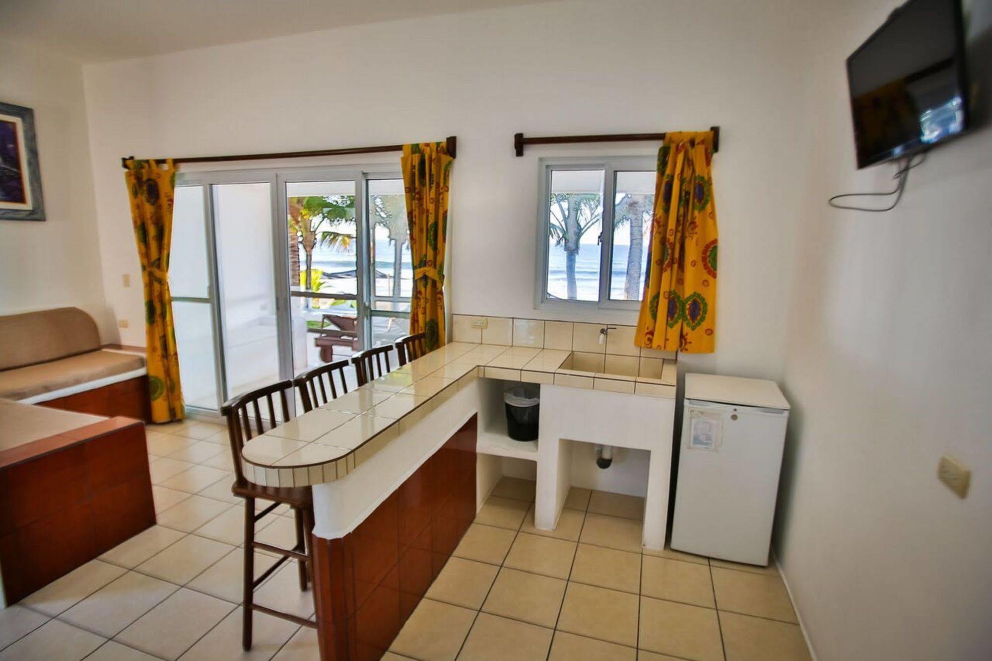 Playa Plana Hotel Хавай Екстериор снимка